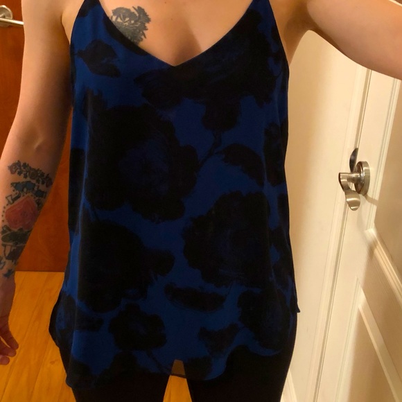 Abstract Floral Dressy Tank - Picture 8 of 10